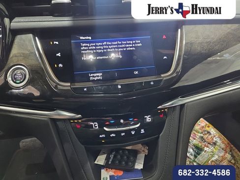 Used 2021 Cadillac XT6 Premium Luxury image 11