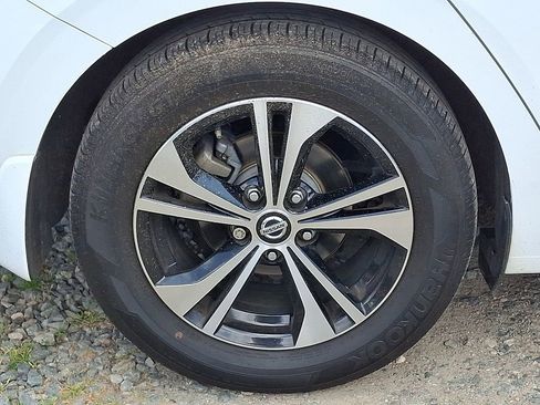 Used 2020 Nissan Sentra SV w/ Electronics Package FWD image 34