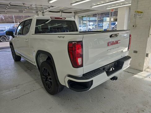 New 2026 GMC Sierra 1500 Elevation image 3