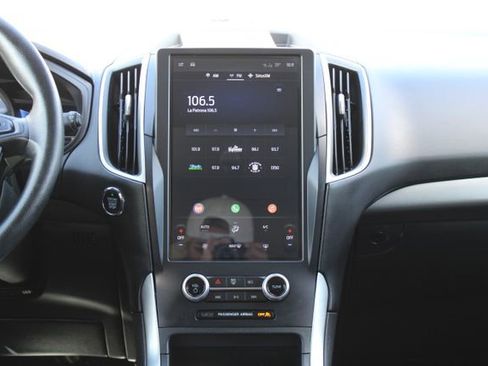 Used 2023 Ford Edge SE w/ Black Appearance Package image 21