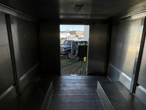 Used 2017 Ford E-350 and Econoline 350 Super Duty w/ A/C Prep Package image 16