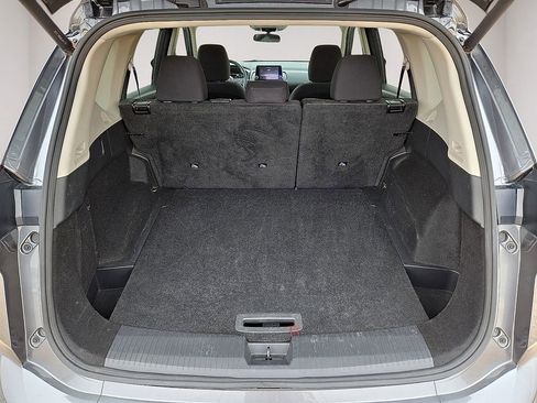 Used 2024 Nissan Rogue SV FWD image 13