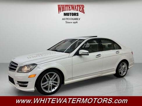 Used 2014 Mercedes-Benz C 300 4MATIC Sedan image 1