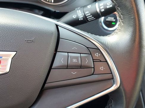 Certified 2023 Cadillac XT5 Luxury AWD/4WD image 18