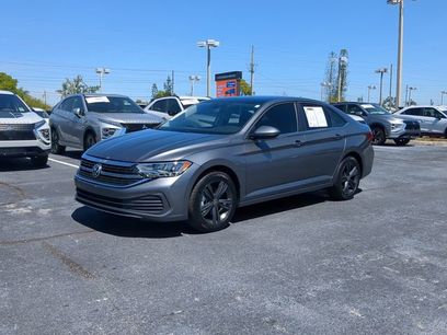 Used 2022 Volkswagen Jetta SE