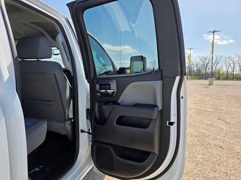 Used 2019 Chevrolet Silverado 2500 W/T w/ WT Convenience Package AWD/4WD image 26
