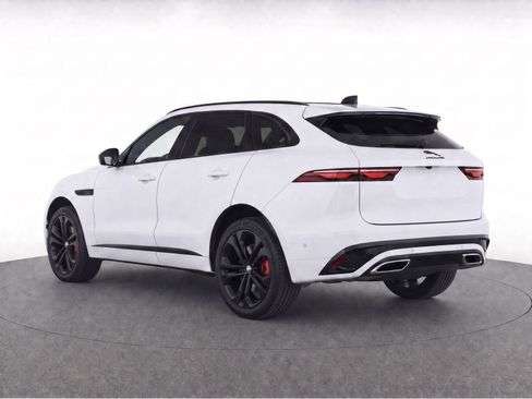 Used 2024 Jaguar F-PACE R-Dynamic S AWD/4WD image 7