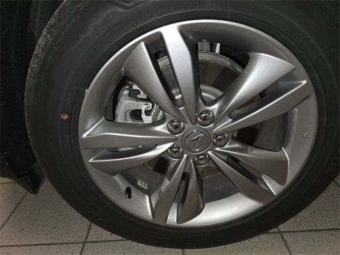 Certified 2025 Acura MDX FWD image 10