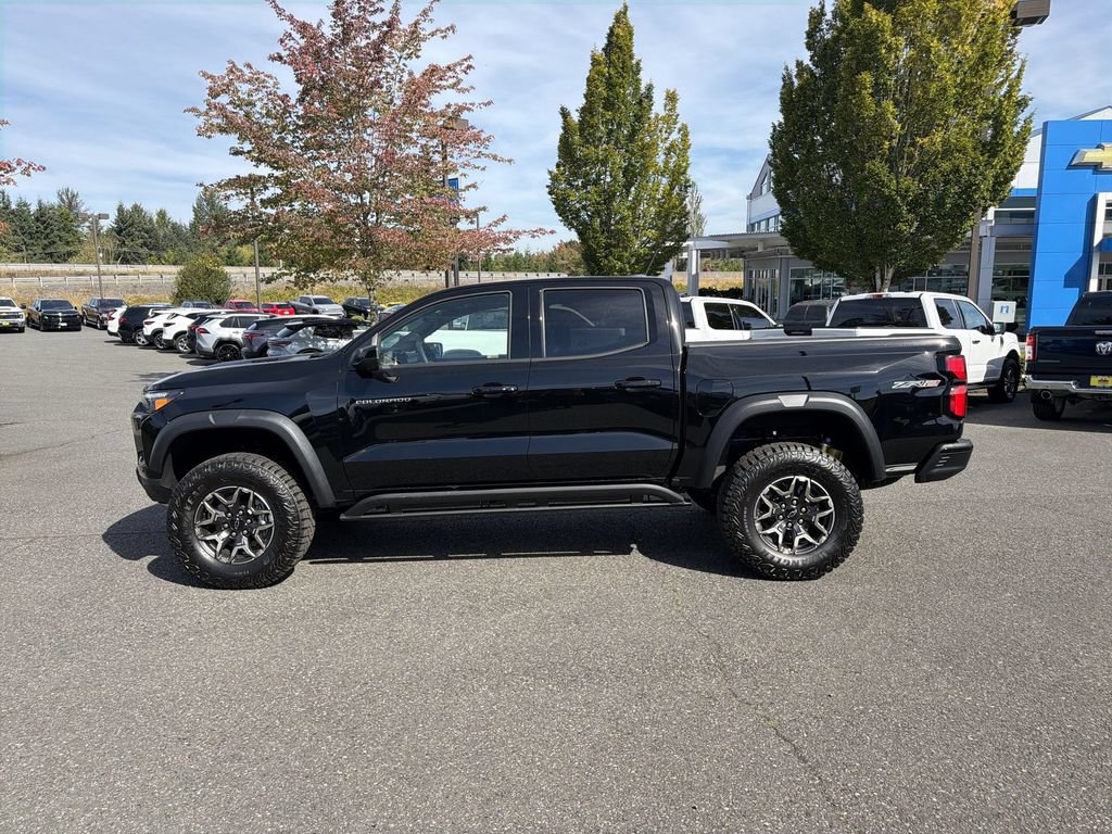 New 2026 Chevrolet Colorado ZR2 w/ Technology Package AWD/4WD image 6
