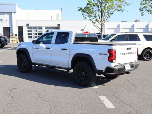 Used 2023 Chevrolet Colorado Trail Boss w/ Advanced Trailering Package AWD/4WD image 8