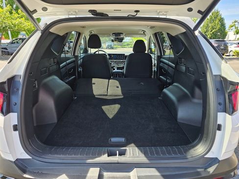 Used 2025 Hyundai Tucson SEL AWD/4WD image 11