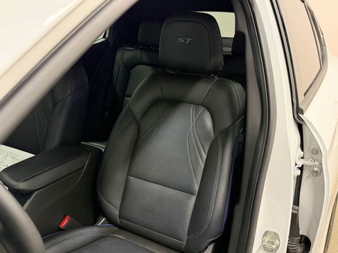 Certified 2024 Buick Envista Sport Touring w/ Convenience I Package image 40