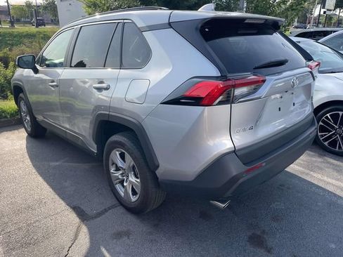 Used 2025 Toyota RAV4 XLE FWD image 9