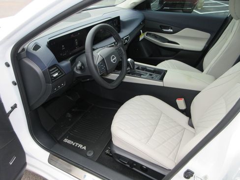 New 2026 Nissan Sentra SL w/ Floor Mat Package FWD image 13