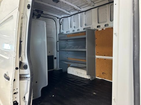 Used 2019 Nissan NV 2500 SV RWD image 30