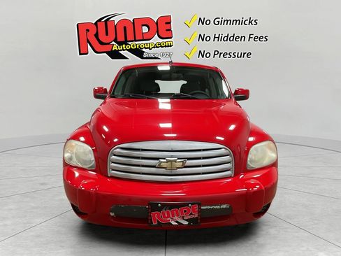 Used 2010 Chevrolet HHR LT image 8
