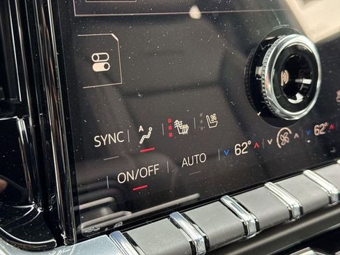New 2026 GMC Yukon XL Denali w/ Denali Reserve Package RWD image 17