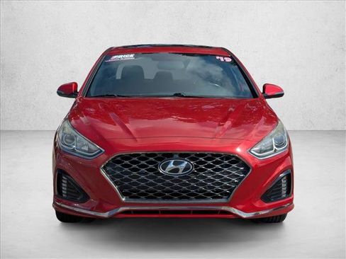 Used 2019 Hyundai Sonata Sport FWD image 2
