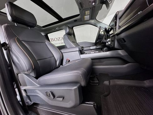 New 2026 Ford F250 Lariat w/ Black Appearance Package image 30