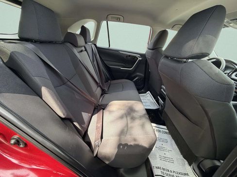 Used 2019 Toyota RAV4 LE w/ All Weather Liner Package AWD/4WD image 14