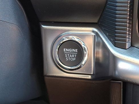 Certified 2024 Ford F150 King Ranch image 31