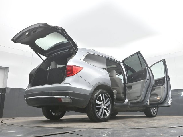 Used 2018 Honda Pilot Elite image 57