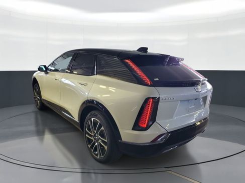 New 2026 Cadillac Optiq Sport 1 RWD image 4
