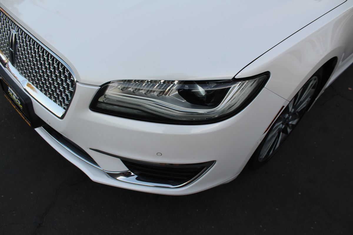Used 2017 Lincoln MKZ Reserve w/ Technology Package FWD image 10