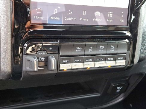 New 2025 RAM 2500 Tradesman image 15