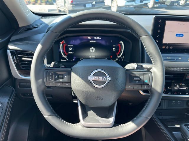 Used 2026 Nissan Rogue Platinum w/ Platinum Premium Package AWD/4WD image 32