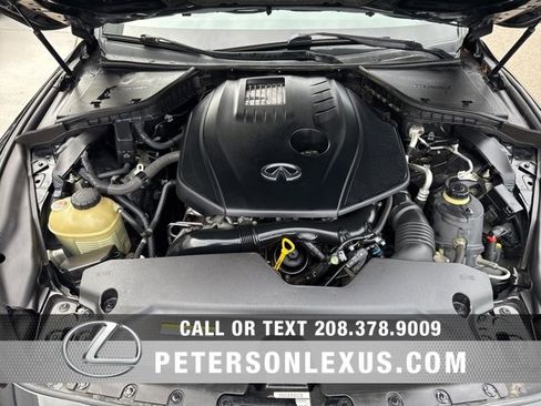 Used 2018 INFINITI Q60 2.0t w/ Moonroof Package image 9