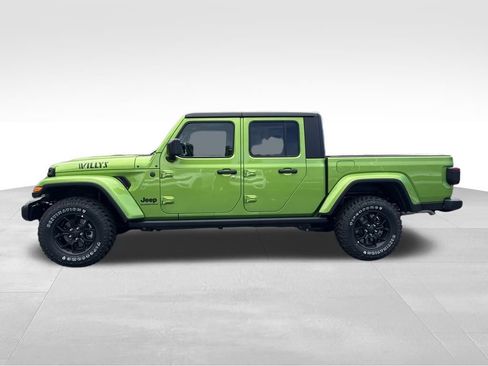 New 2025 Jeep Gladiator Willys image 4