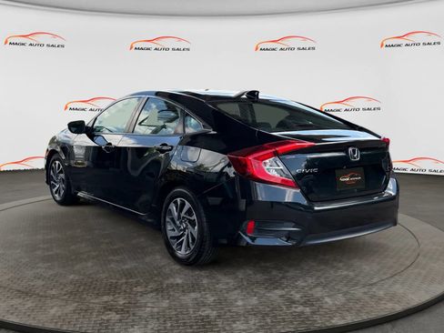 Used 2018 Honda Civic EX image 8