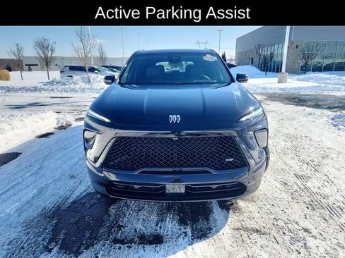 Used 2025 Buick Enclave Sport Touring image 2