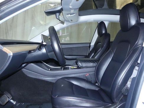 Used 2020 Tesla Model Y Long Range AWD/4WD image 19