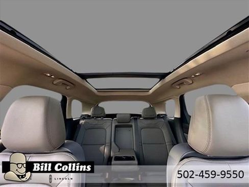 New 2024 Lincoln Corsair AWD w/ Equipment Group 102A image 23