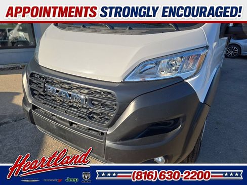 Used 2025 RAM ProMaster 2500 w/ Convenience Group FWD image 15
