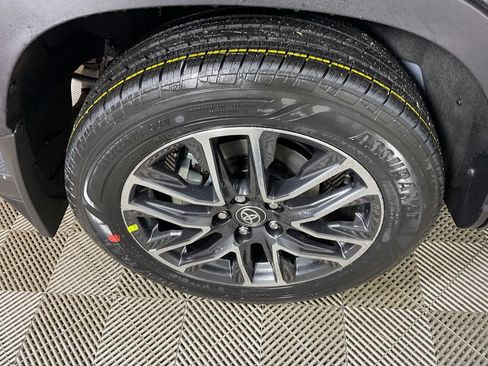 New 2026 Toyota Corolla Cross XLE image 9