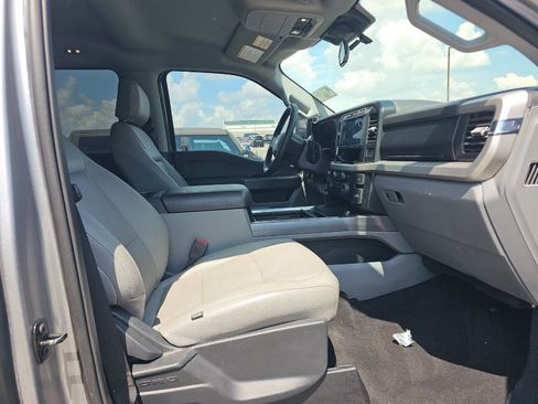 Used 2024 Ford F250 XLT w/ FX4 Off-Road Package AWD/4WD image 11