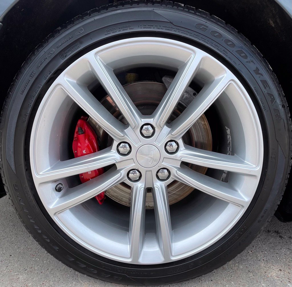Used 2014 Tesla Model S 85 RWD image 14