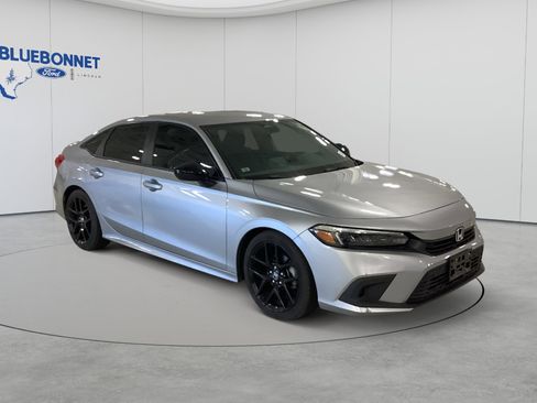 Used 2024 Honda Civic Sport image 2