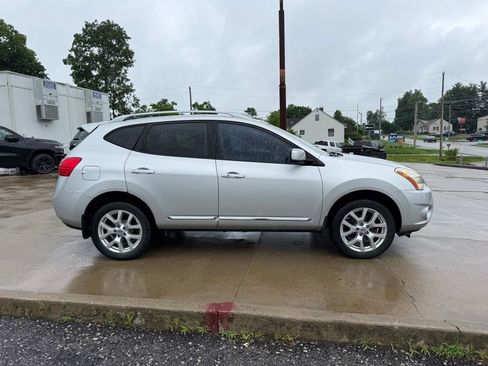 Used 2011 Nissan Rogue SV w/ SL Pkg AWD/4WD image 5