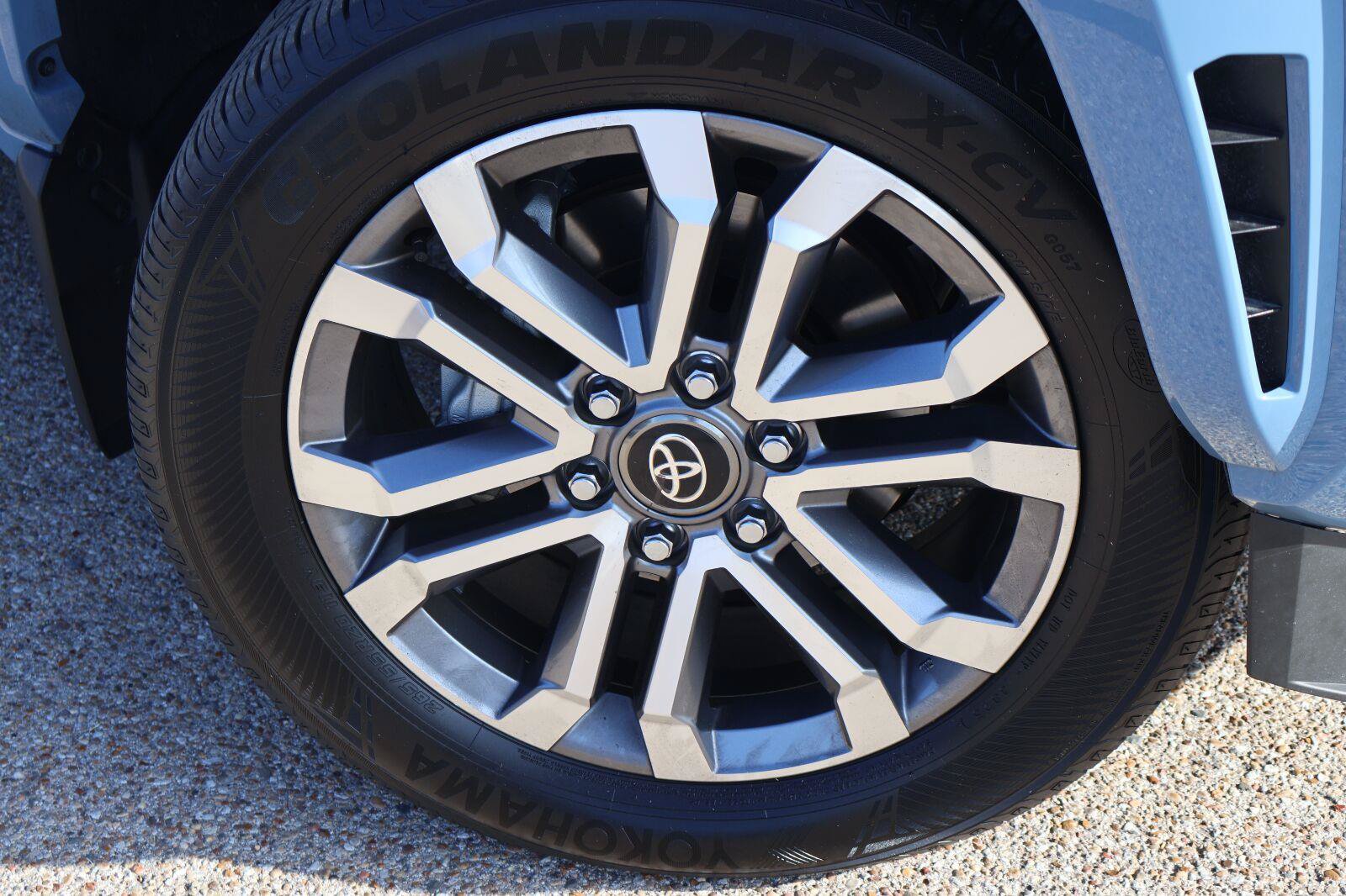 Certified 2025 Toyota 4Runner Limited AWD/4WD image 9