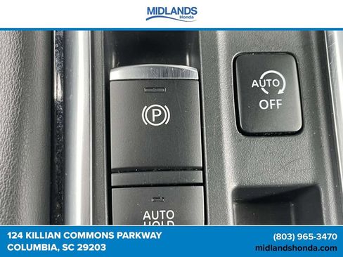 Used 2025 Nissan Pathfinder SV FWD image 29