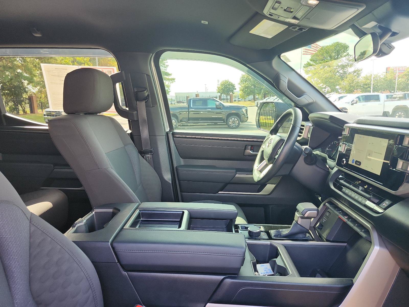 Used 2025 Toyota Tundra SR5 AWD/4WD image 9