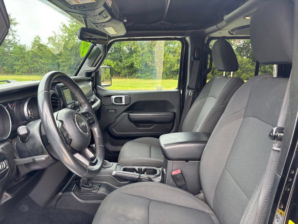 Used 2019 Jeep Wrangler Unlimited Sport S AWD/4WD image 12