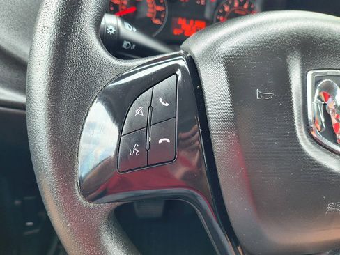Used 2018 RAM ProMaster City Tradesman FWD image 14