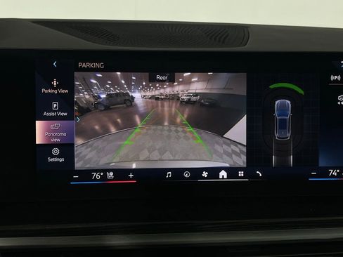 Used 2025 BMW X5 xDrive50e w/ M Sport Package image 19