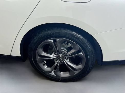 Used 2025 Honda Accord EX-L image 25