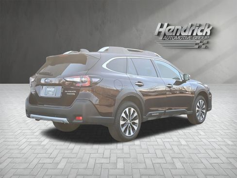 Certified 2025 Subaru Outback Touring image 9